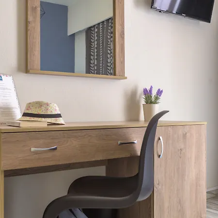 בית הארחה Magnolia בניטסס